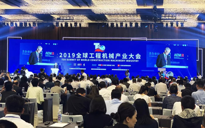 双喜临门！开云在线开户-(中国)官方网站
囊括两项工程机械行业大奖